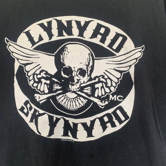 Lynyrd Skynyrd Last of the Street Survivors Tour 2018 T-Shirt Charlotte, NC Band - Picture 2 of 5